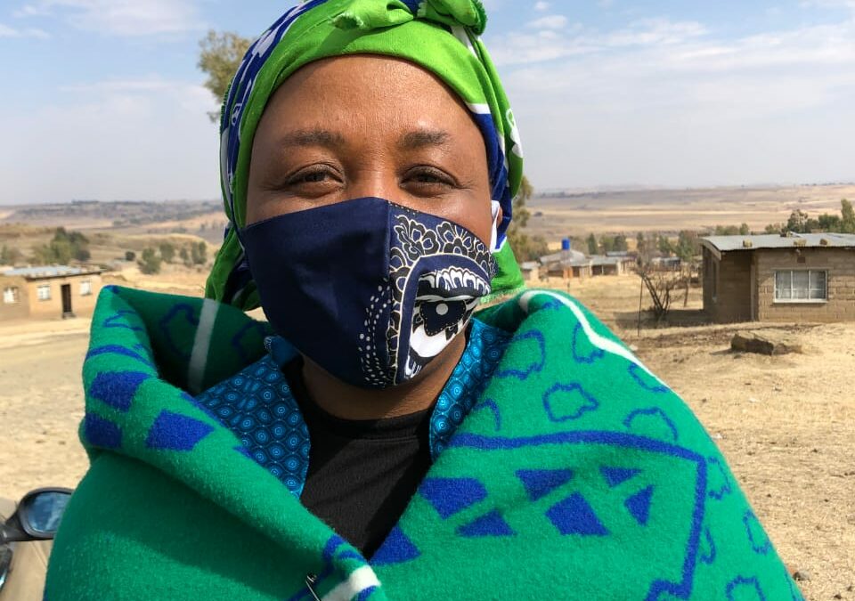 Community collaborates to build local irrigation dam